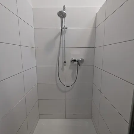 Gemuetliches Einzelbett Mit Tv Privat bolig *